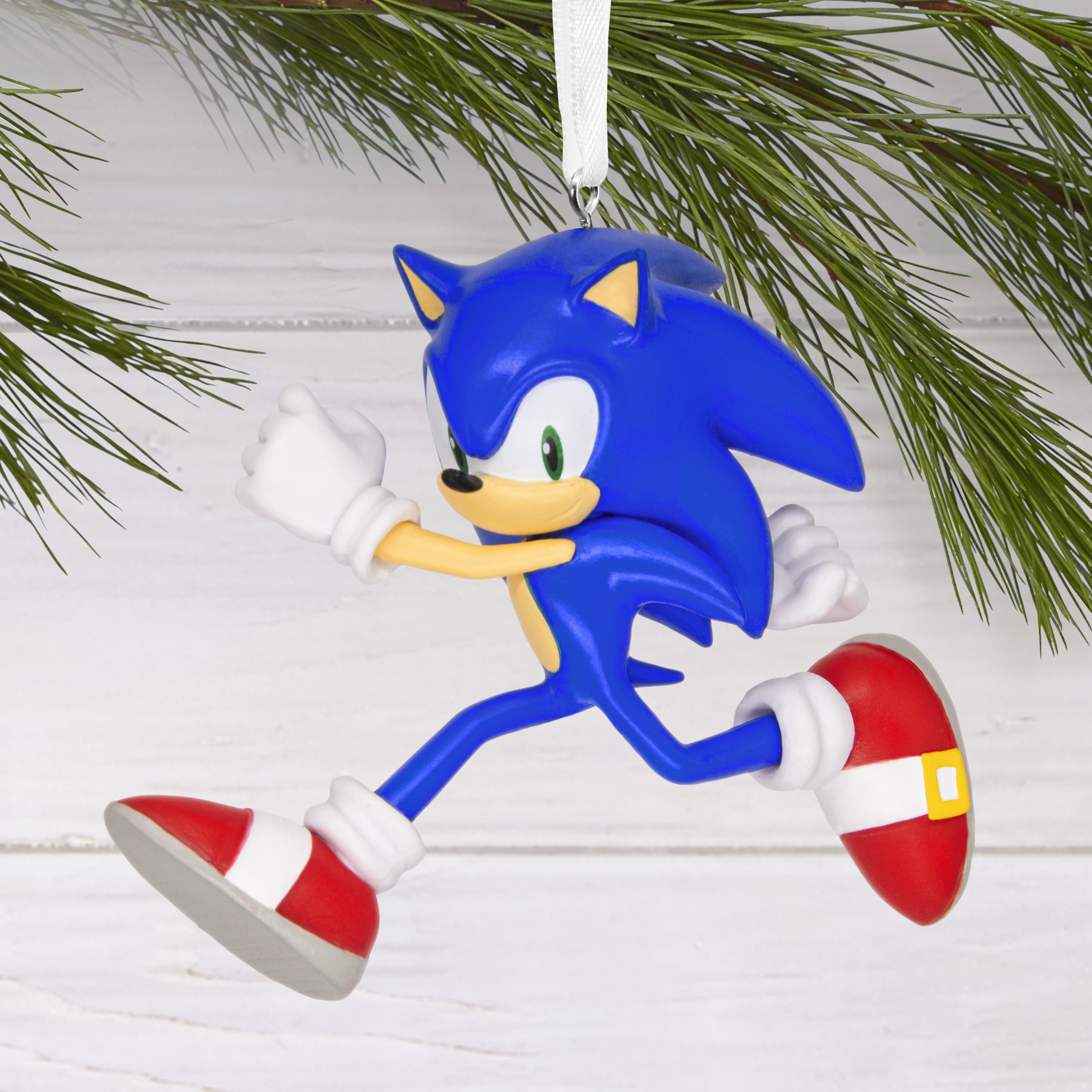Hallmark Christmas Ornament (Sonic The Hedgehog), 1 Count, 1 Count