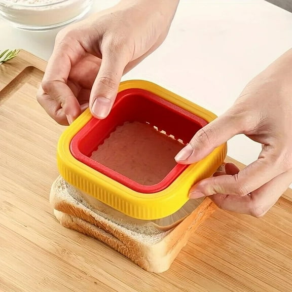 Sandwich Cutter And Sealer Pocket Sandwiches Maker Uncrustables Cutter Stainless Steel Blade Safe Design Easy to Use Kitchen Tools for Kids