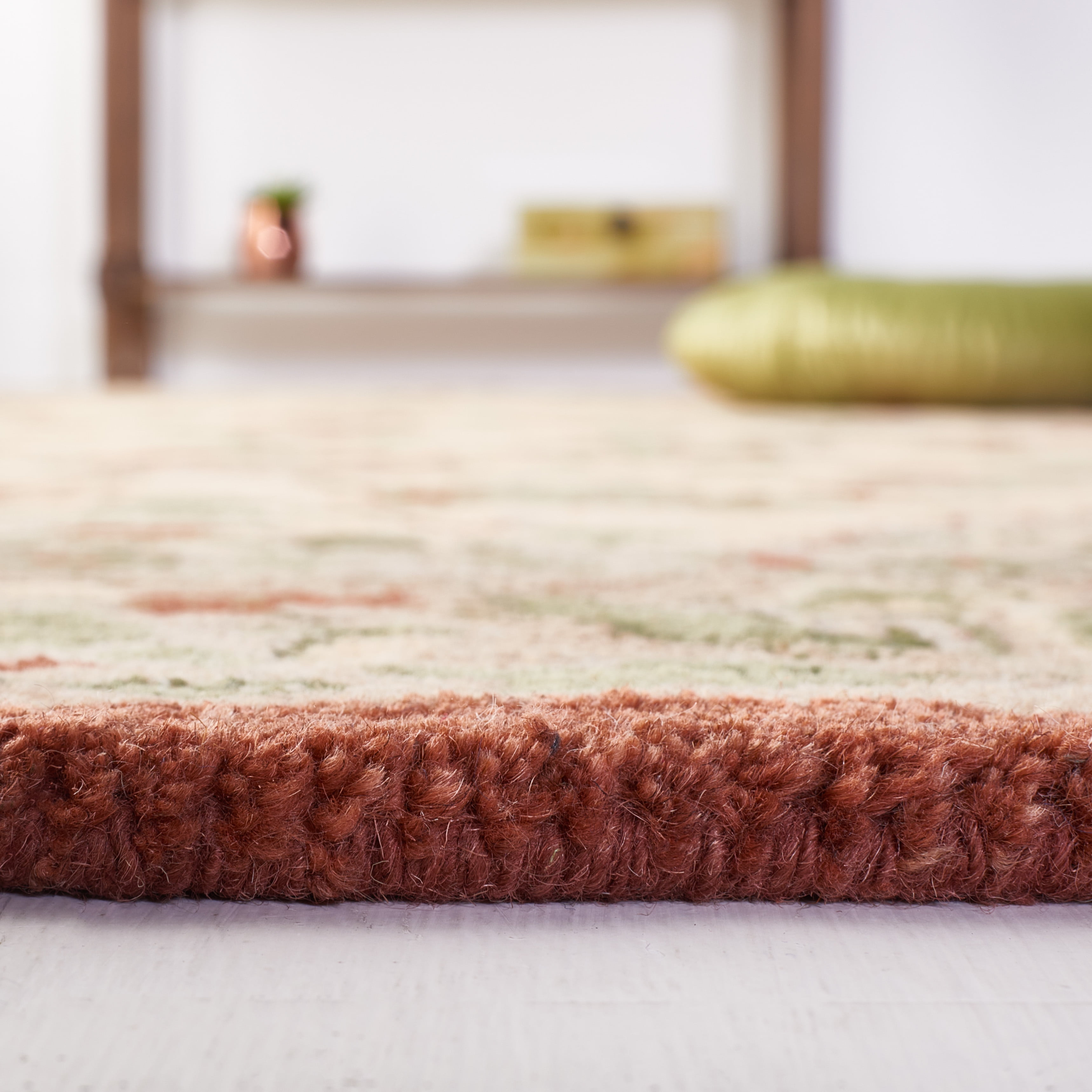 SAFAVIEH Antiquity Jaki Oriental Wool Area Rug, Rust/Ivory, 6' x 6' Square