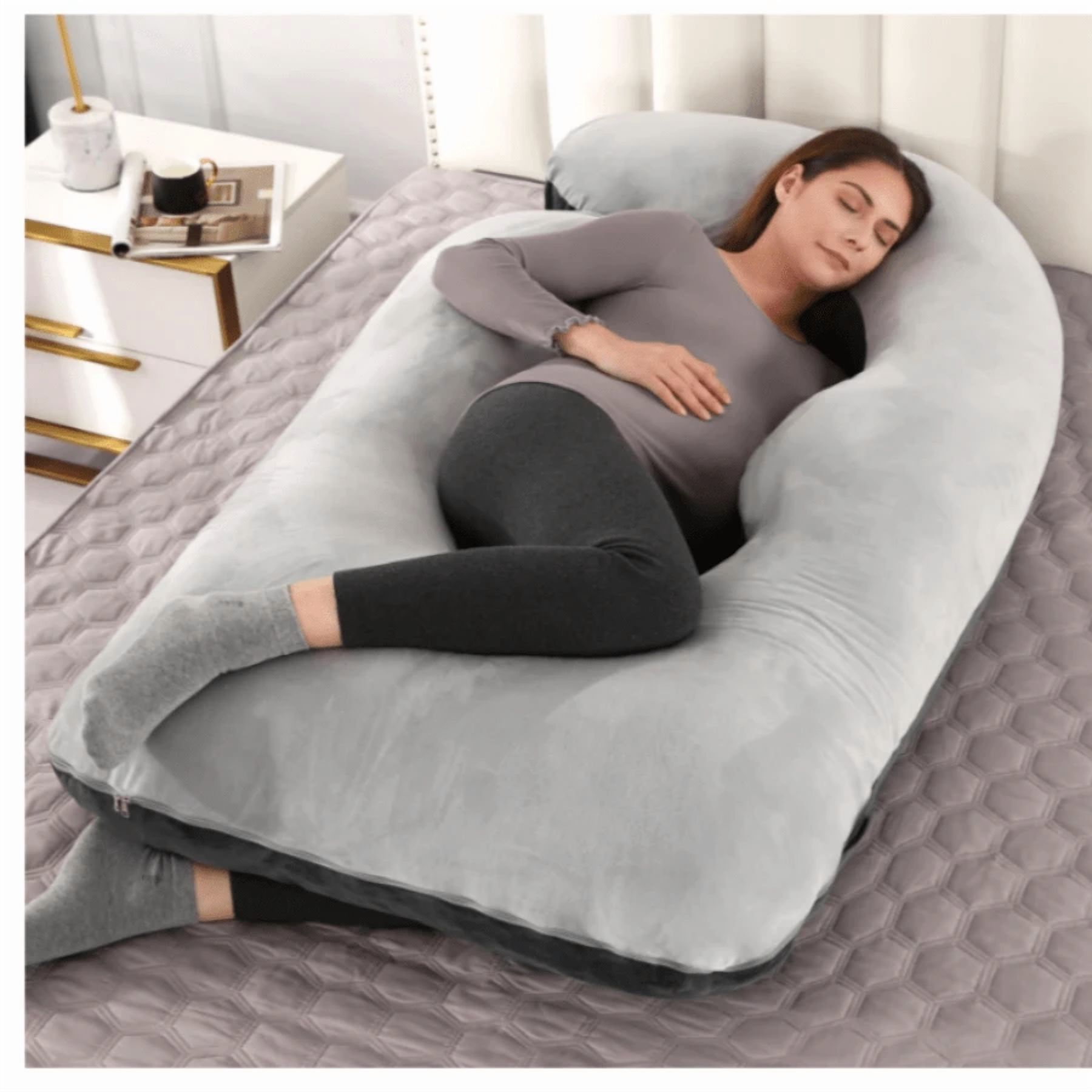 Best-selling U-shaped pregnant pillow - promotes side sleeping, supports the waist and abdomen. An essential item for pregnant women when sleeping.