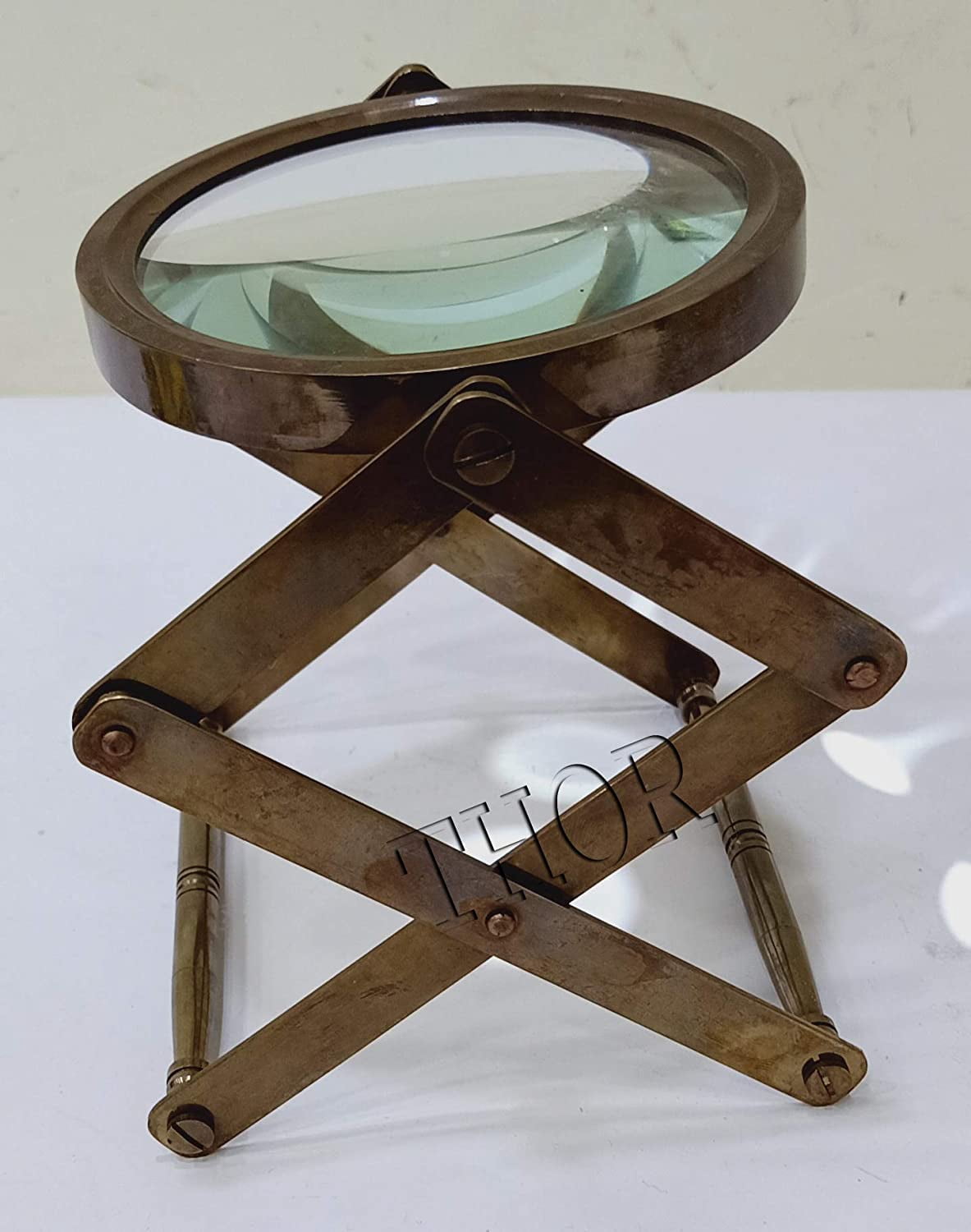Desktop Vintage Style Antique Brass Adjustable Magnifying Glass Nautical Table Decor