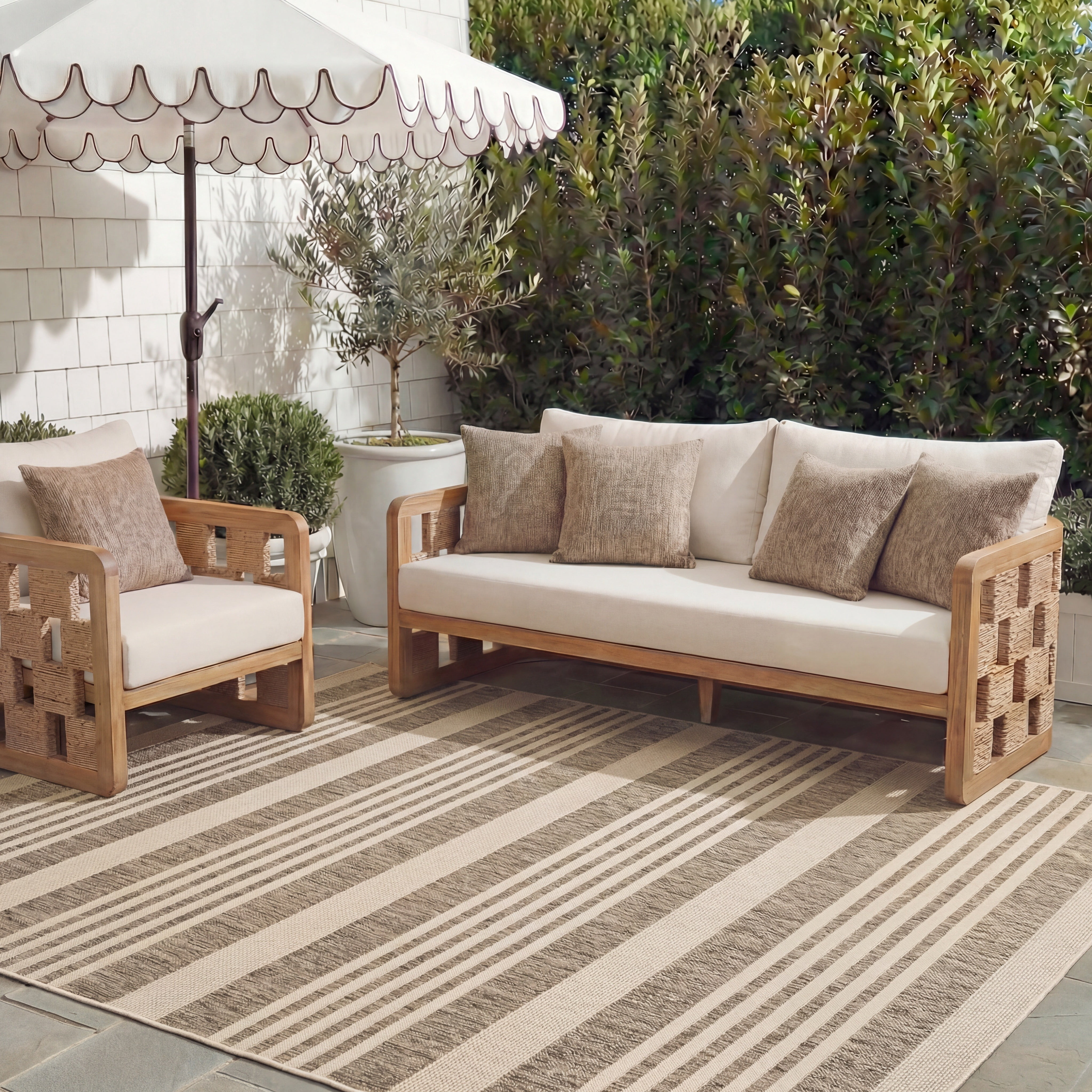 Safavieh Courtyard Caroline Striped Indoor/Outdoor Area Rug, Brown/Bone, 4' x 4' Square