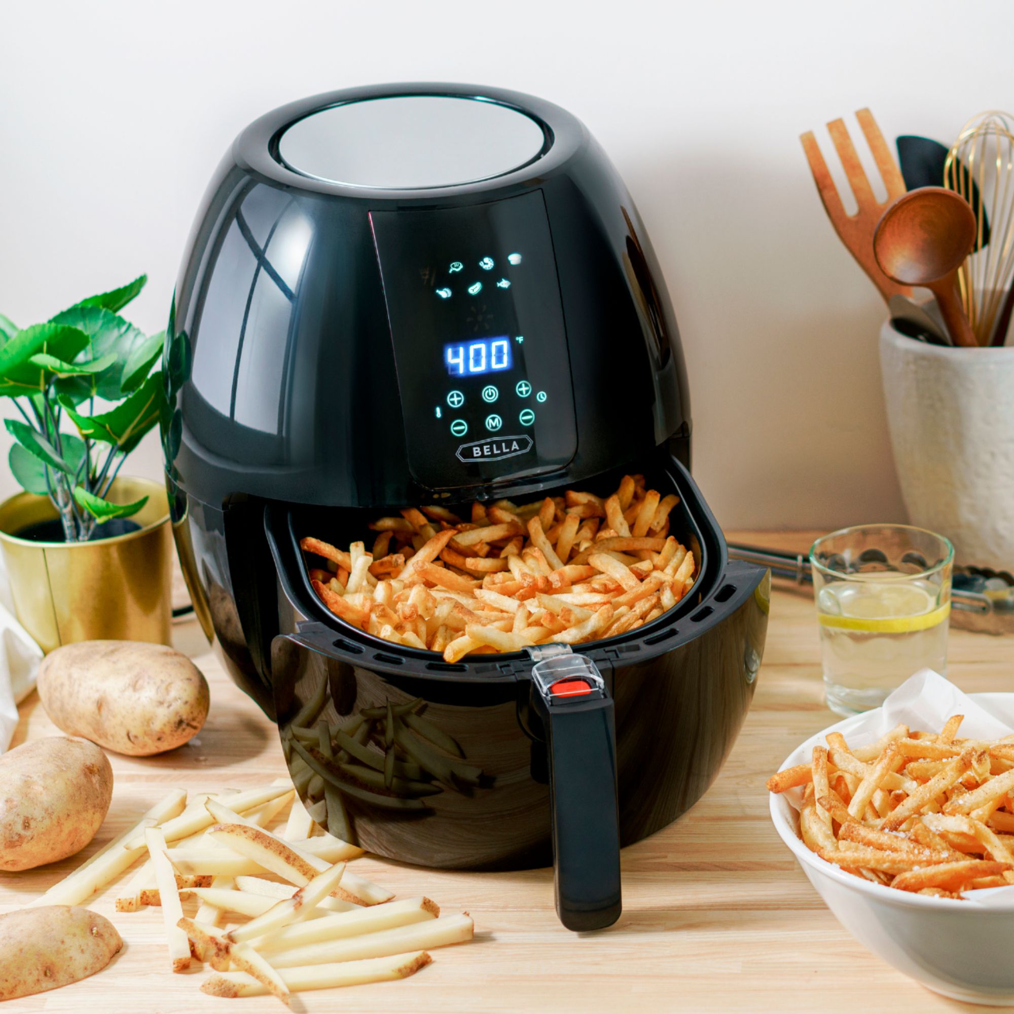 BELLA 3 Qt Touchscreen Air Fryer Oven and 5-in-1 Multicooker with Removable  NonstickDishwasher Safe Crisping Tray and Basket, 1400 Watt Heating