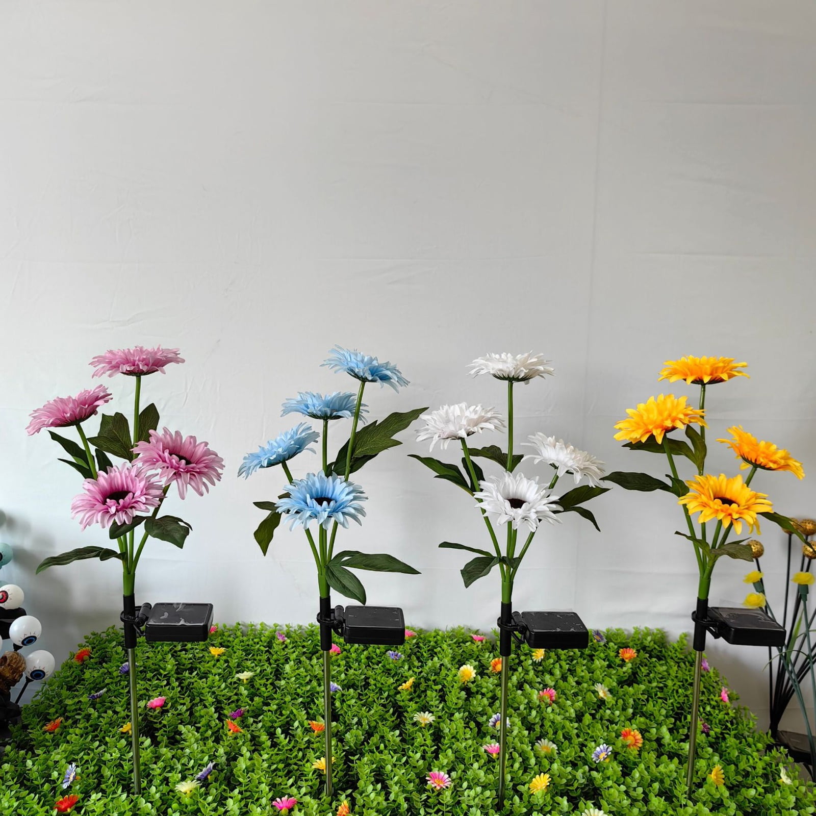 Solar Powered Garden Lights, Chrysanthemum Decoration for Yard Pathway Patio, Waterproof LED No Wiring Hassle-Free Yellow