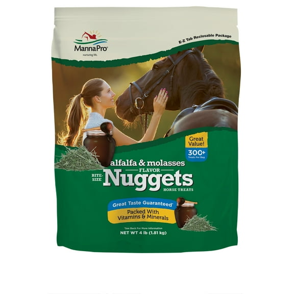 Manna Pro Alfalfa & Molasses Flavored Bite-Sized Nuggets Horse Treats, 4 lb