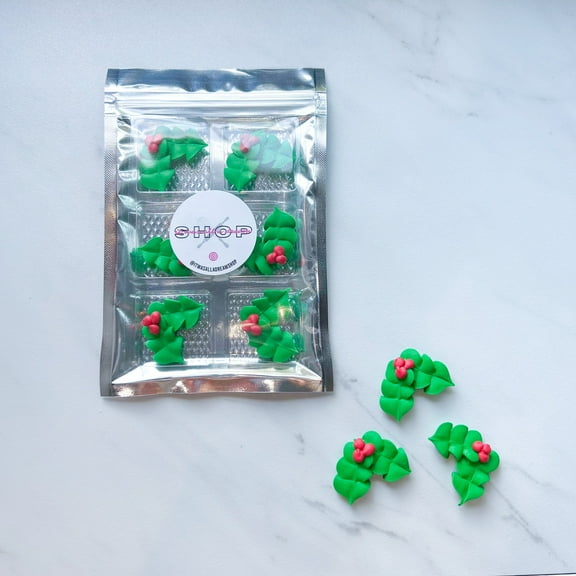 HOLLY LEAVES EDIBLE DECORATIONS