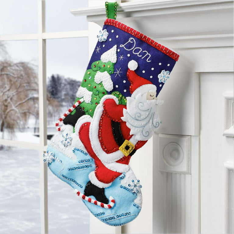 Bucilla holiday Decorating Felt Applique Stocking Kit 86146 18 Santa &  Elves in a Christmas Shoe House Enchanting Design 