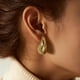 thumbnail image 4 of Pendientes de oro para mujeres y niñas, pendientes de aro de oro ligeros, pendientes hipoalergénicos para mujeres, regalos de joyería de moda, 4 of 5