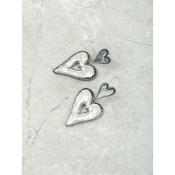 No Boundaries Silvertone Heart Earring, 1 Pair