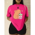 thumbnail image 3 of Playera Blusa De Capybara Tomando Refresco Ropa Divertida Para Mujer Capibara Color Fucsia Talla Chica Marca Emil SaEs, 3 of 4
