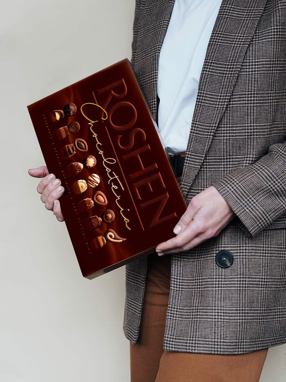Roshen Gift Box Assorted Premium Chocolateria" Candy Gift Box 6.84oz/194 grams
