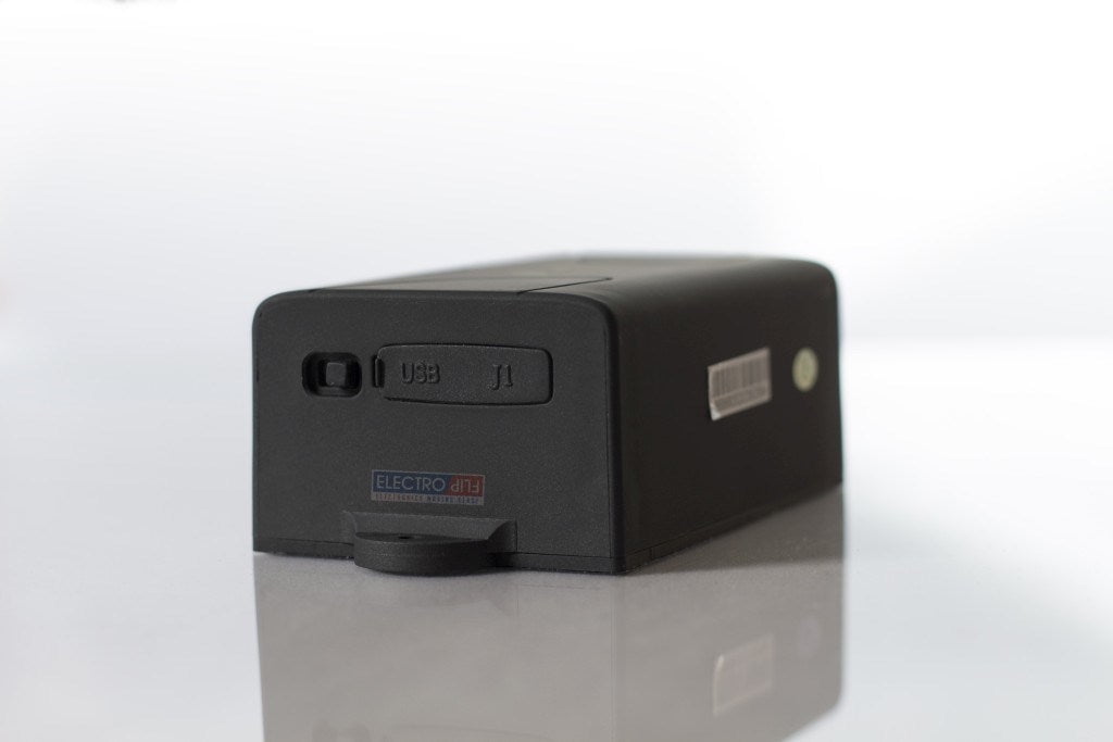 Prevent Vehicle Being Stolen w/ Movement Warning Function GPS Tracker