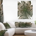 thumbnail image 1 of Fleur Fractale Verte Symmétrique - Impression sur Toile Florale, 1 of 3