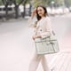 thumbnail image 4 of Bolsa para portátil MOSISO de piel sintética de 15 a 15,6 pulgadas para mujer, color beige, 4 of 7