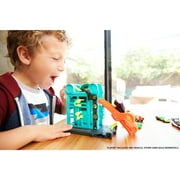 Hot Wheels Downtown Speed Shop Escape Playset