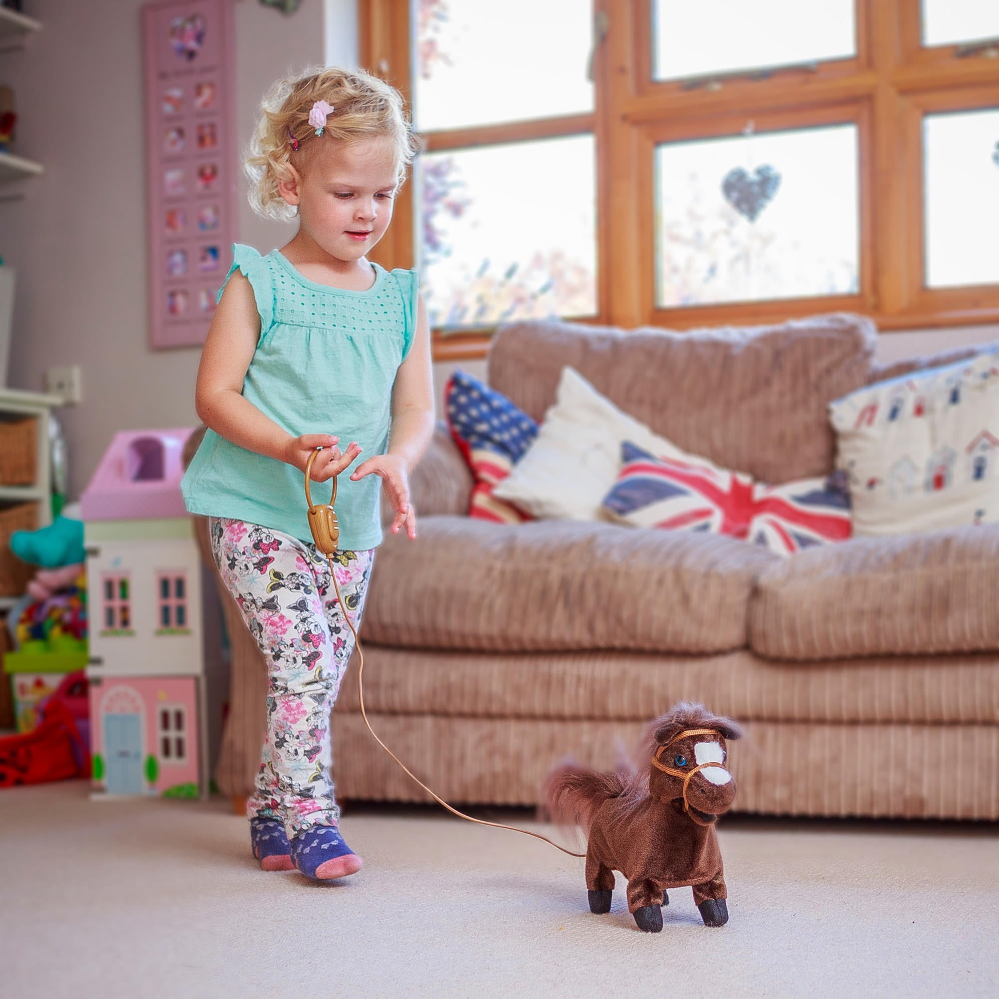 Tobar: Animigos Trotting Pony - Brown - Cuddly Animated Plush Pet, Trots-Neighs-Flicks Its Tail, Brush & Lead, Fun Interactive Toy, Toddlers-Kid 18Mo+