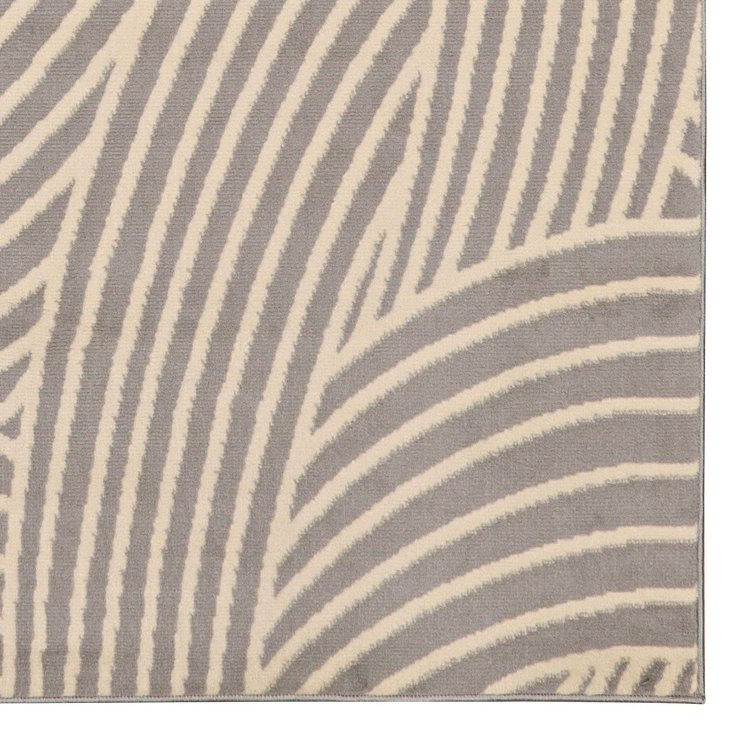 Tapis Capri Binya gris clair & os de 6 pi 5 po x 9 pi 3 po