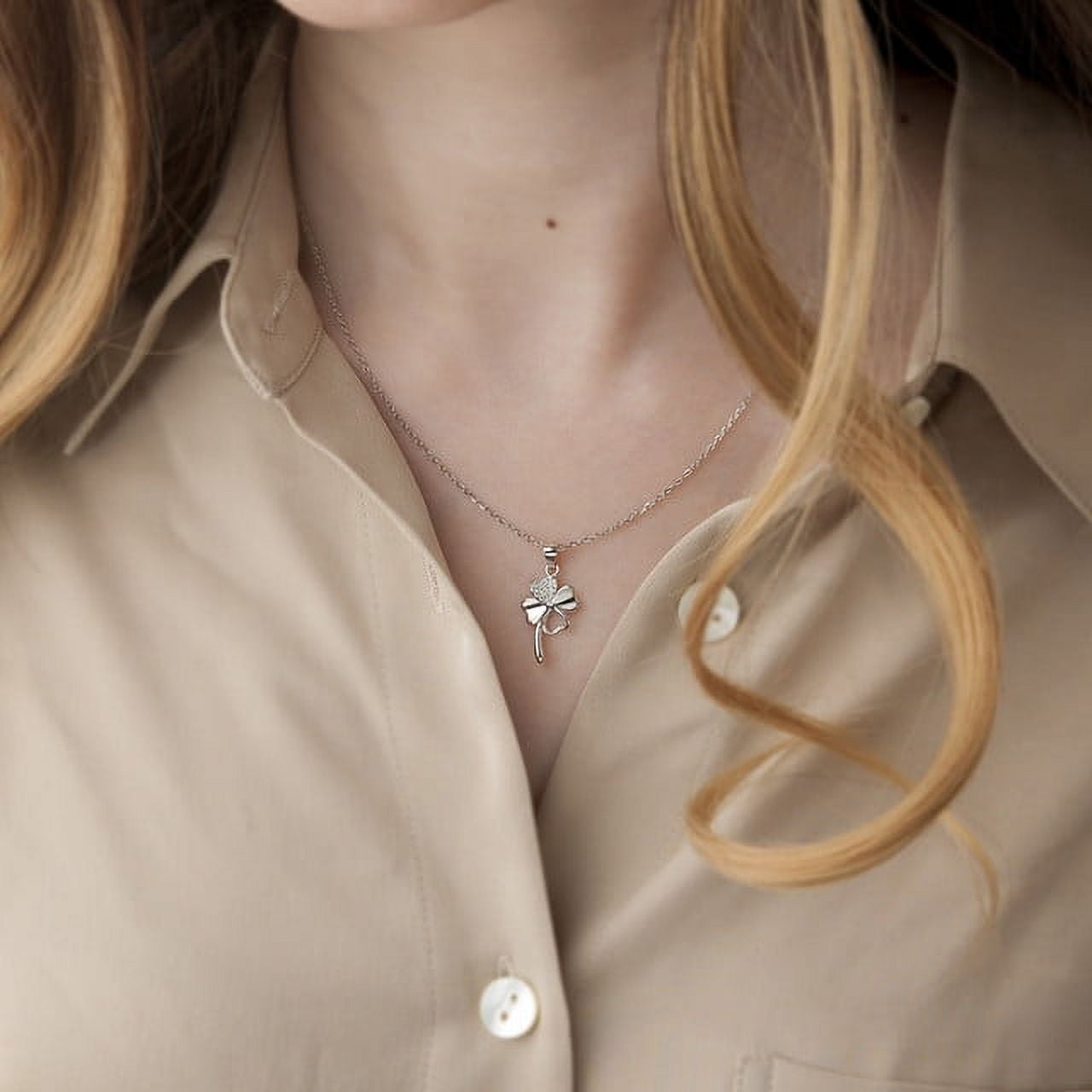Personalized Best Friend Gifts - Gifts for BFF - Best Friend Necklace - Custom Gifts for Friends - Friendship Necklace - Sterling Silver Clover necklace