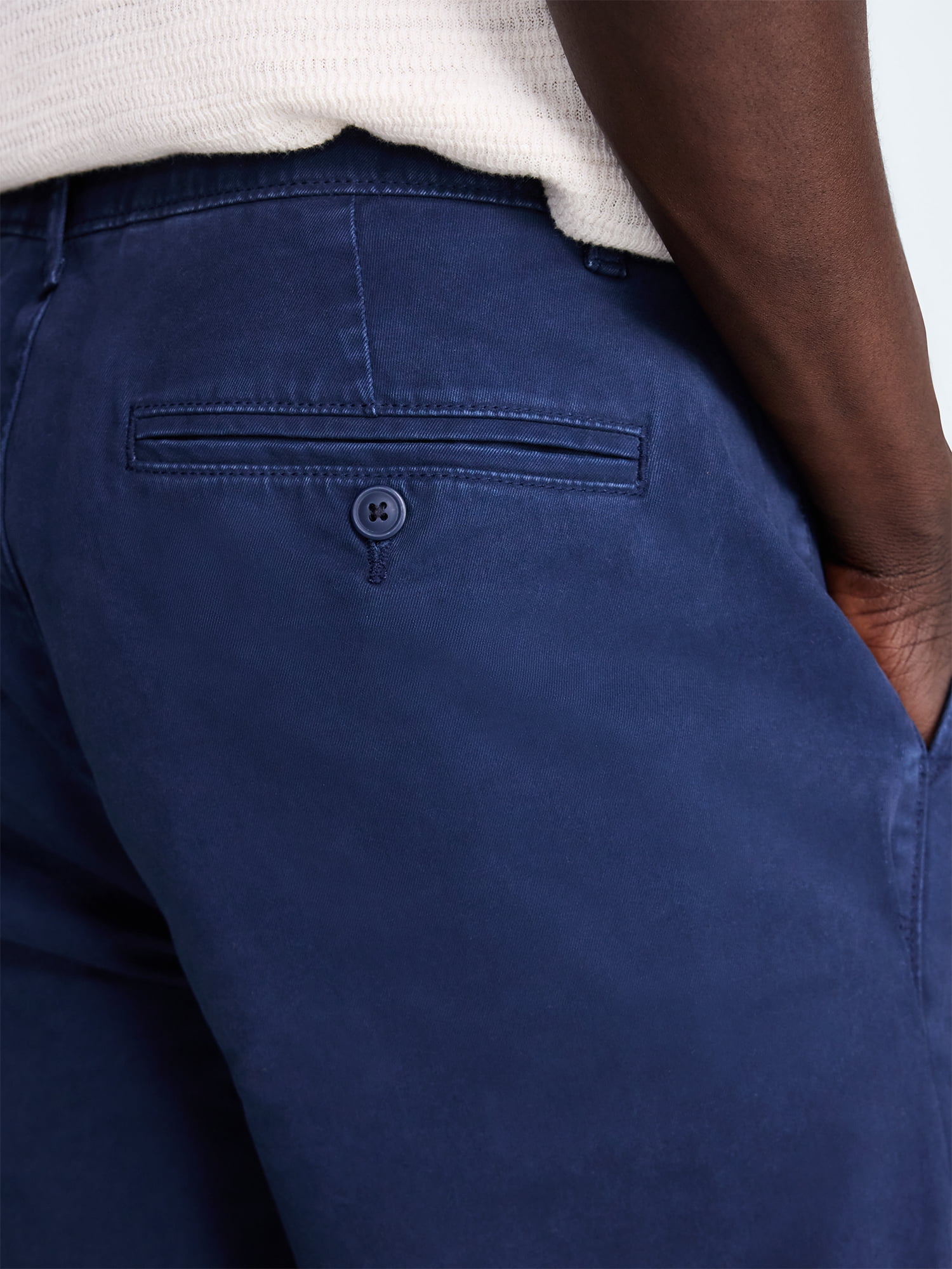 Free Assembly Men's Loose Fit Straight Leg Chino Pants, Waist Sizes 29-40