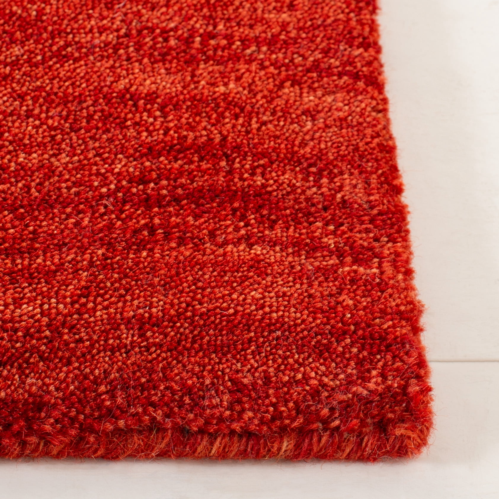 Safavieh Himalaya Addie Solid Wool Runner Rug, Red, 2'3" x 8'