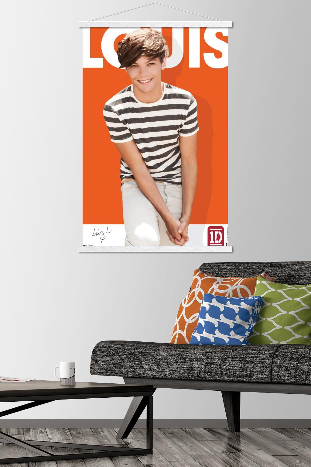 One Direction - Louis Tomlinson Wall Poster with Wooden Magnetic Frame, 22.375" x 34"