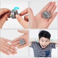 thumbnail image 2 of Zumbador de mano de plástico de 4 piezas para niños y niñas Feliz Sencillez, 2 of 5