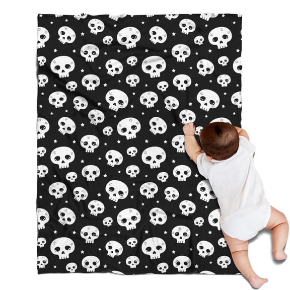 Black White Tiny Skull Pattern Blanket,Comfortable Soft Flannel Throw Blanket,All Season,Warm Lightweight Blankets for Sofa Bed Couch Living Room Chair,30"x40"