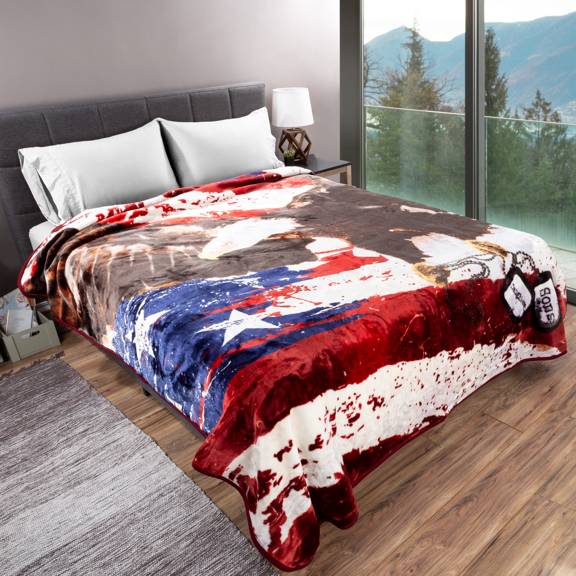 Somerset Home 8-Lb Oversized Throw Blanket for Kids and Adults (Bald Eagle/Multicolor)