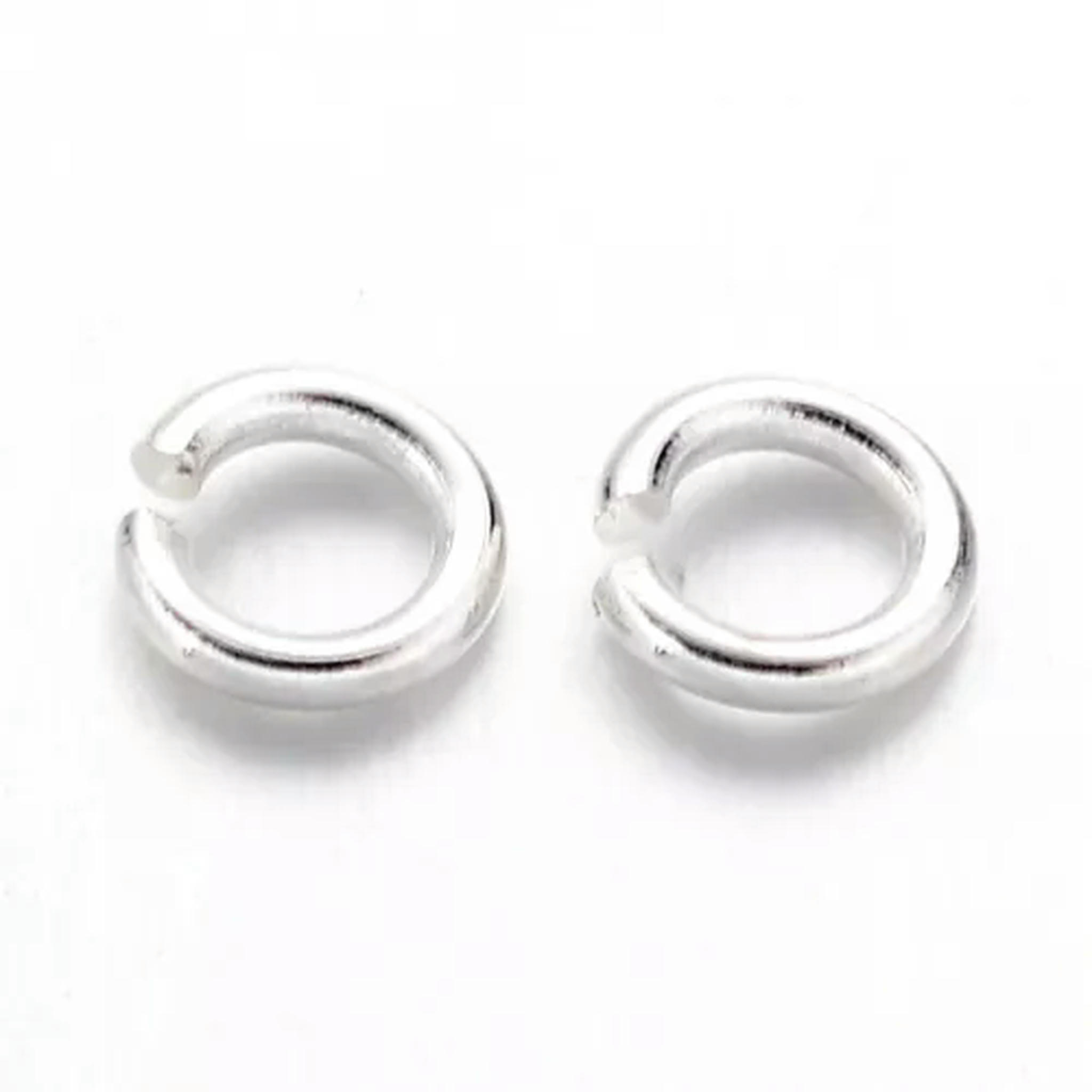 EOEMY 11000Pcs/500G Brass Open Jump Rings Close But Unsoldered Loop Jewelry Making 4mm-Silver