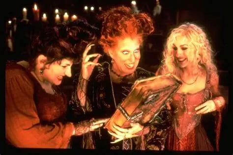 Hocus Pocus (4K Ultra HD + Blu-ray + Digital Code) - Walmart.com