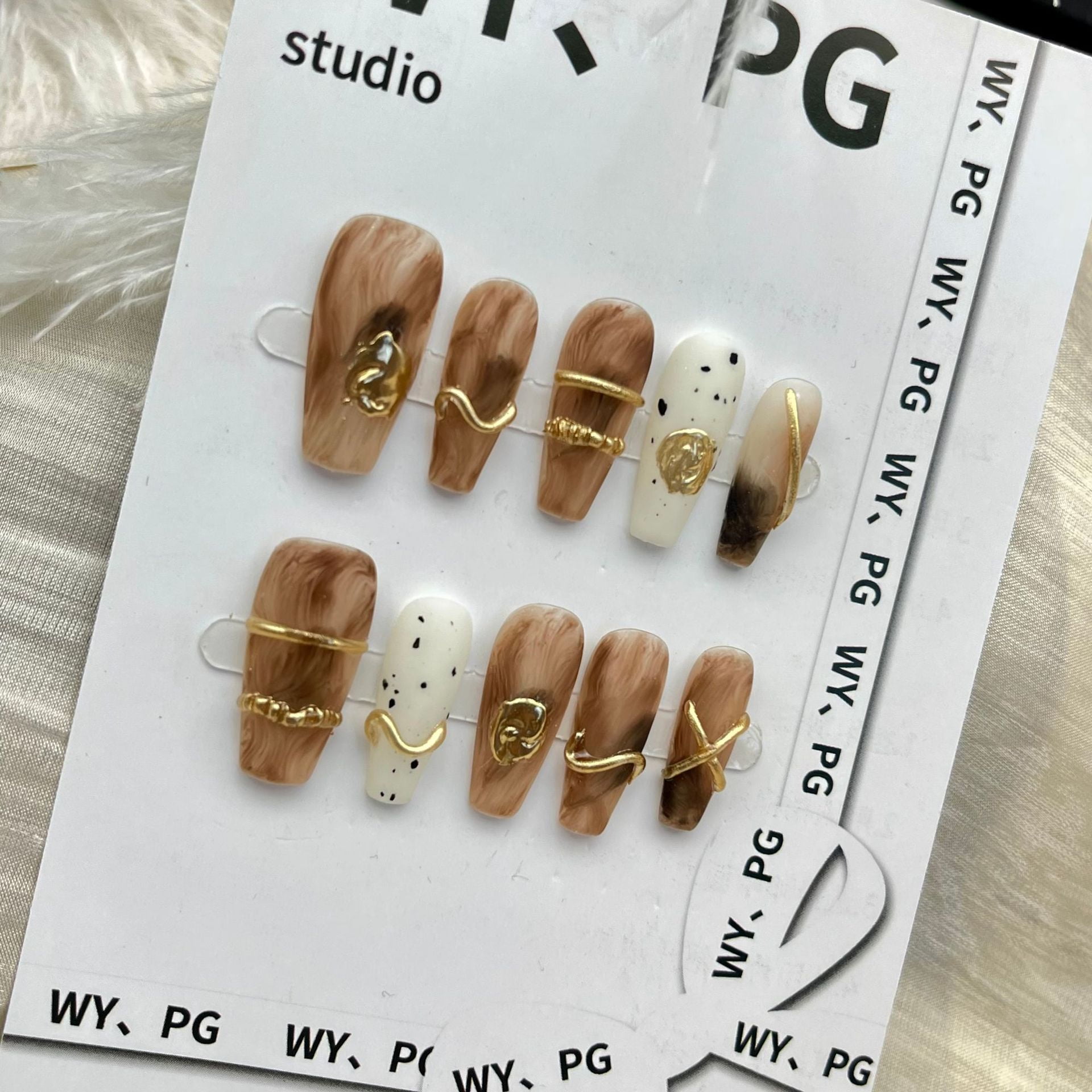 Press on nails fake  Purely hand-made wearable nails Maillard mid-level frosted nail pieces advanced custom press-on nail stickers