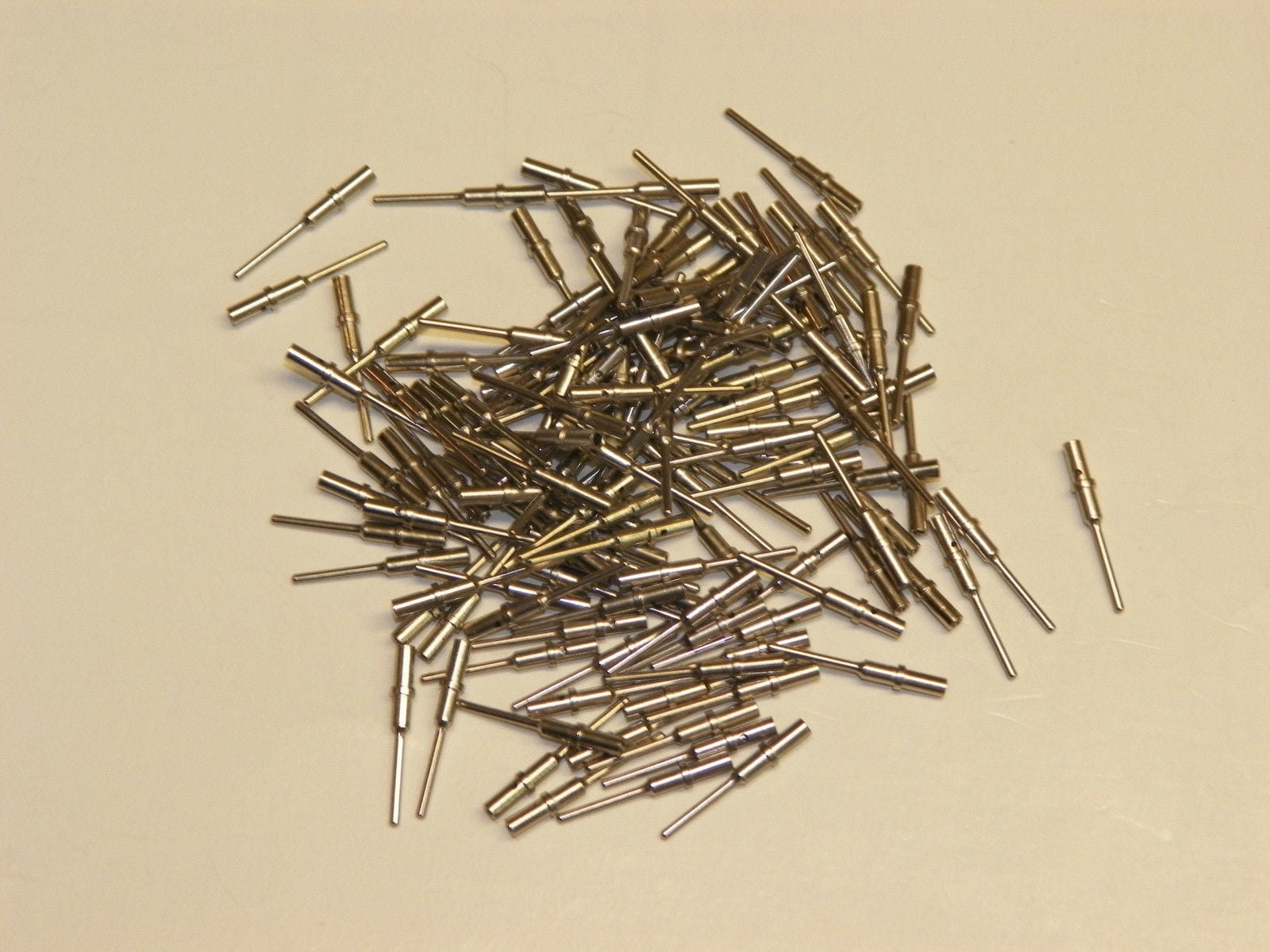 100 Deutsch DT #16 Solid Contact Terminals male pins for 16-18-20 gauge wire