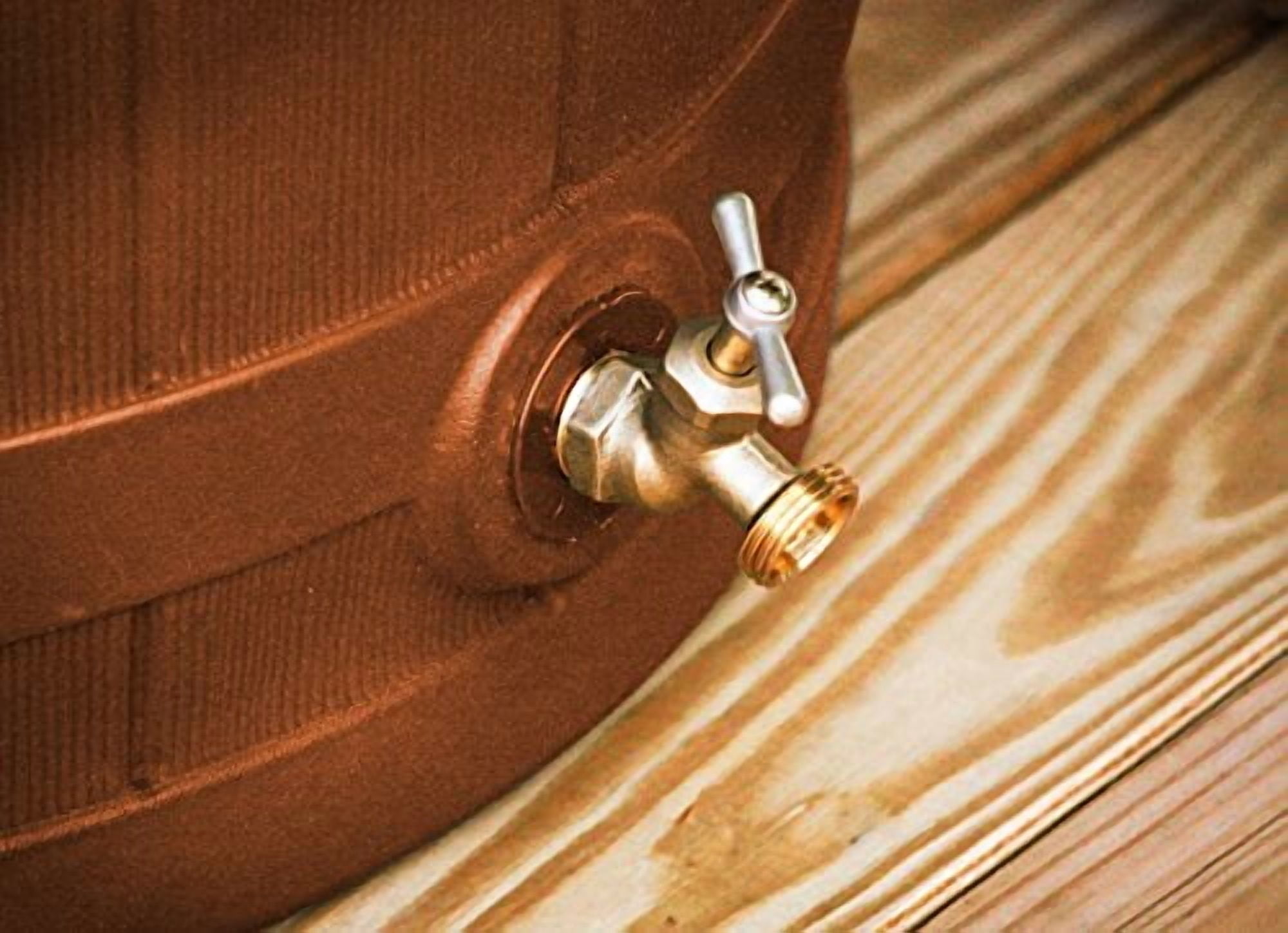 Good Ideas Rain Wizard 40-Gallon Rain Barrel - Terra Cotta
