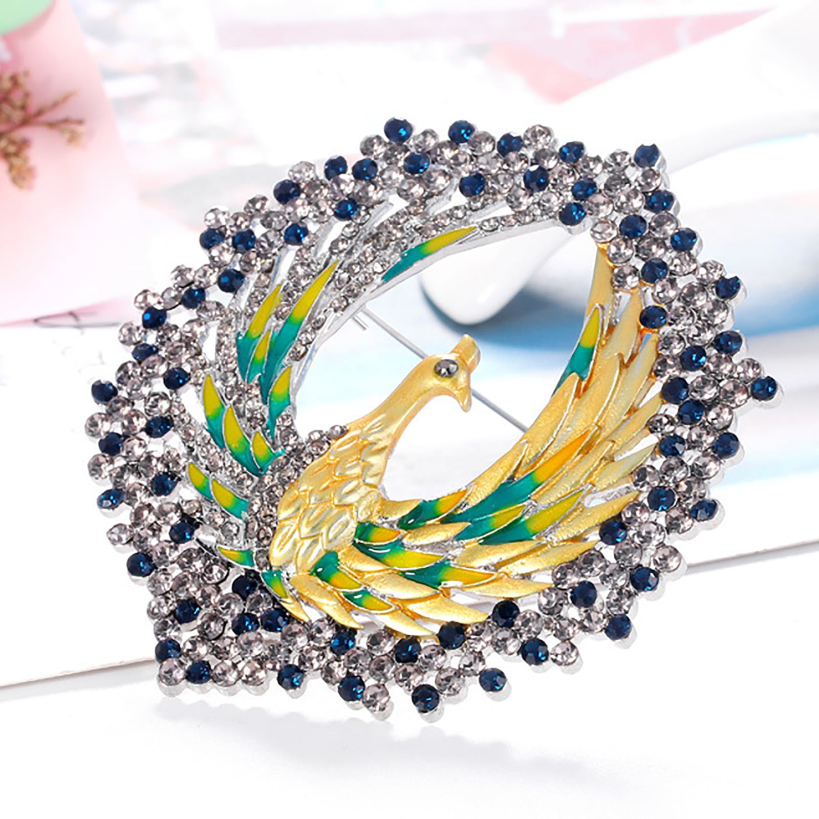 Brooch Pins Vintage Rhinestone Pins and Brooches for Women, 5 Pcs Women's  Brooches & Pins for Jackets, Enamel Pins for Backpacks Aesthetic Crystal  Insect Pins, One Size, no gemstone price in UAE