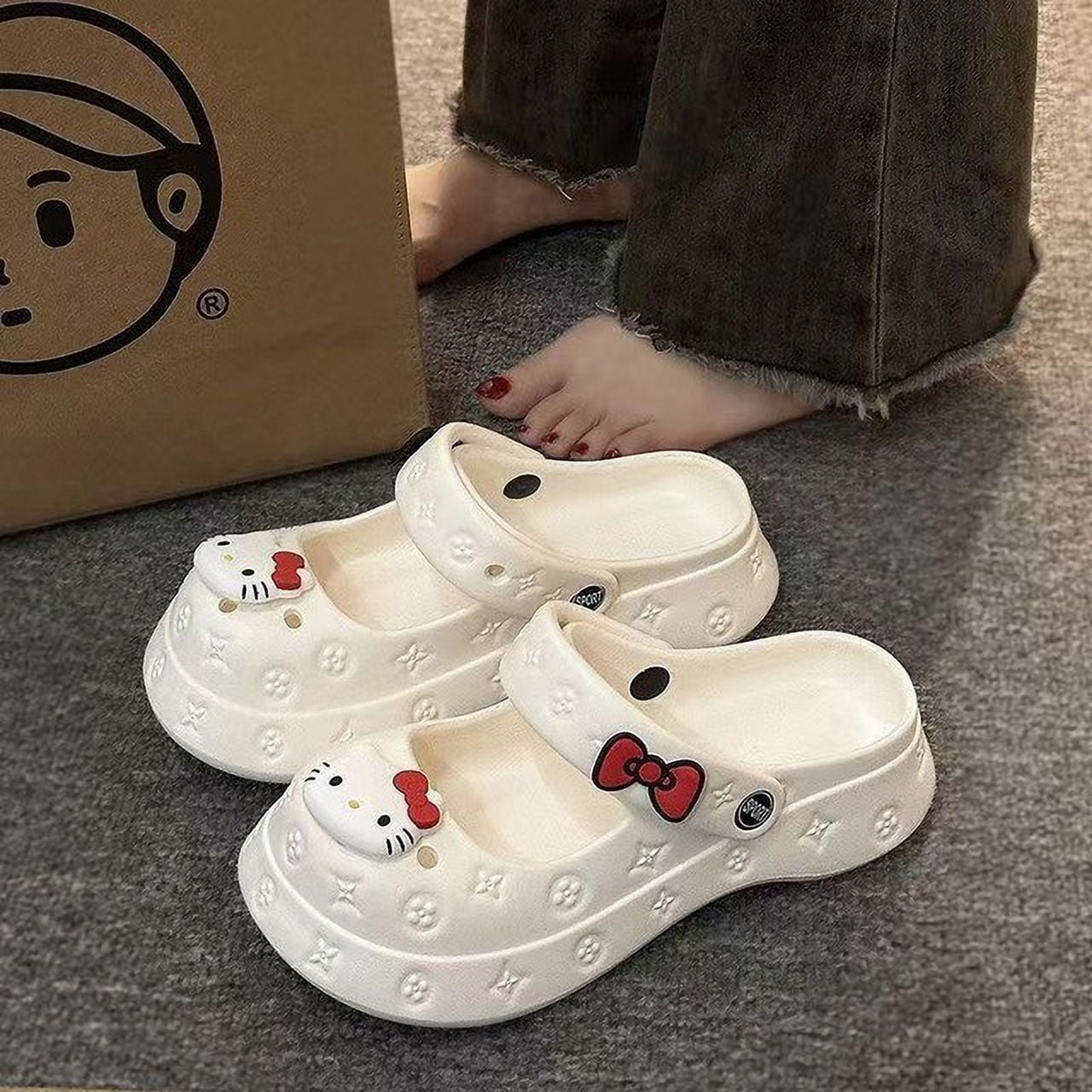 Kitty sandals best sale