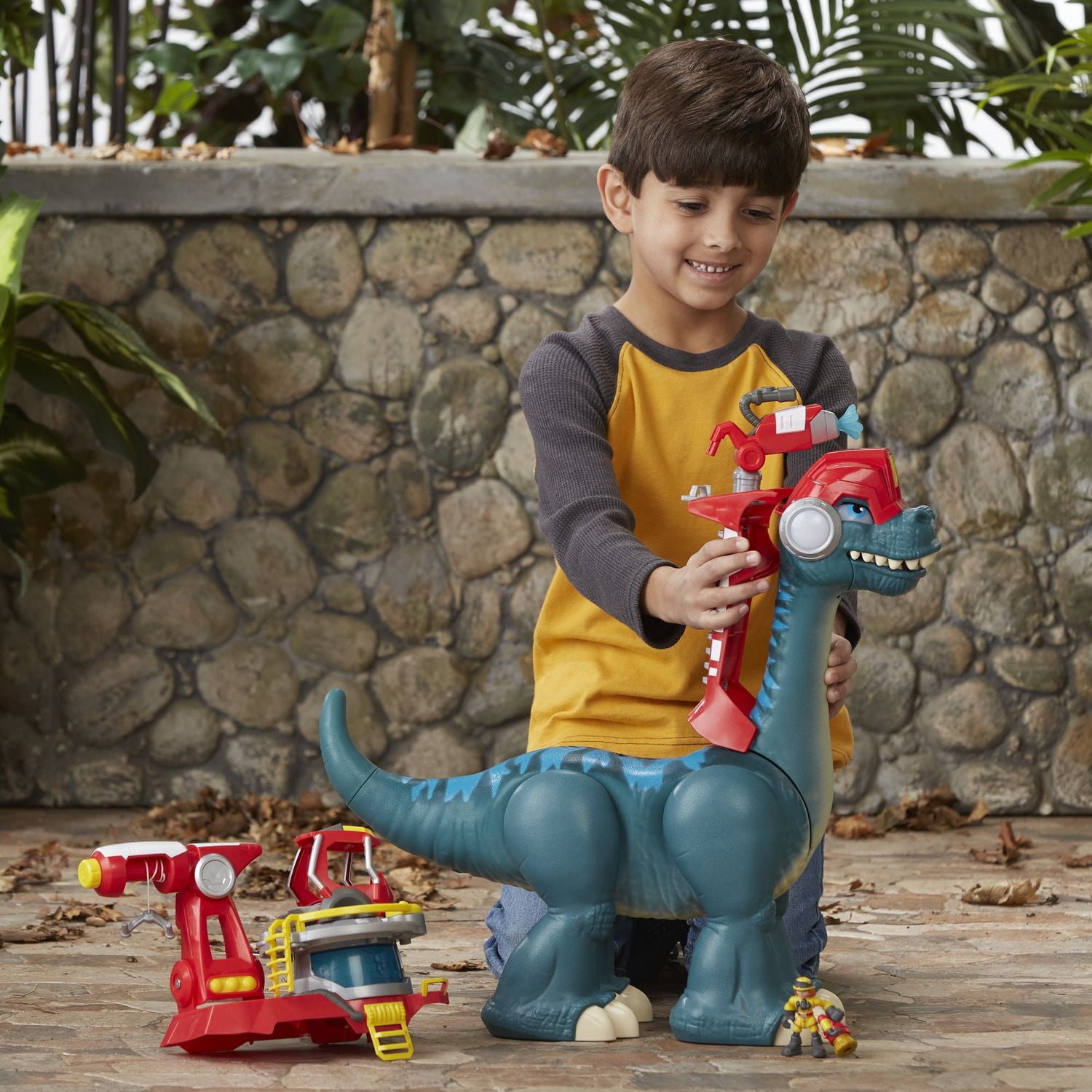 Playskool Heroes Chomp Squad Blazeasaurus And Sparks Mckenzie