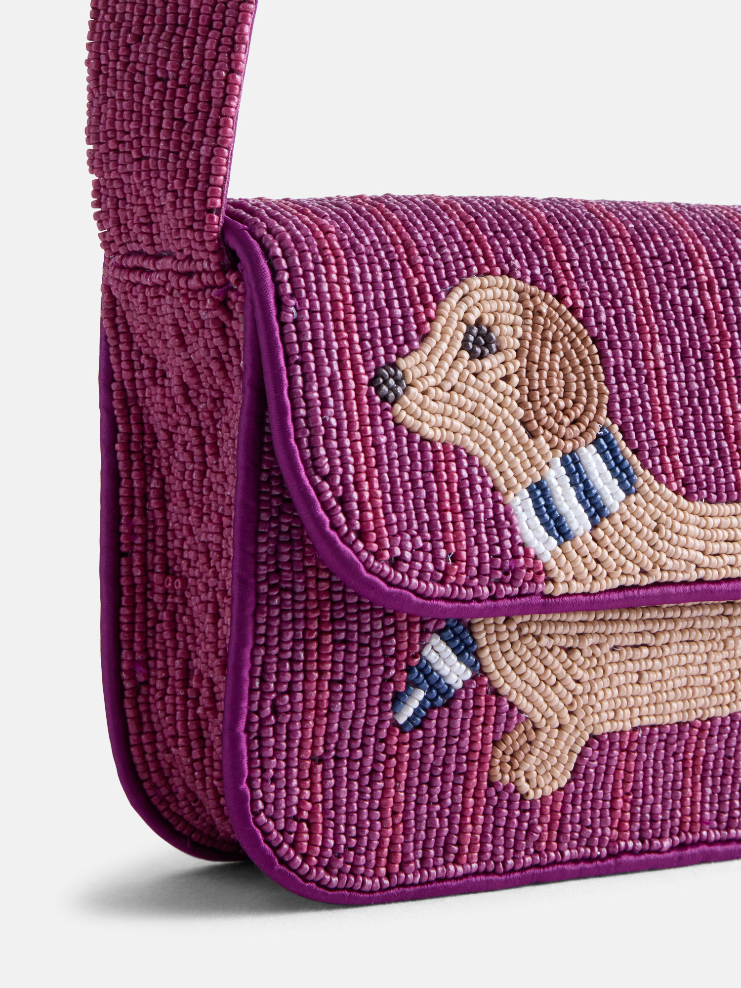 Free Assembly Beaded Dachshund Flap Shoulder Bag photo 3
