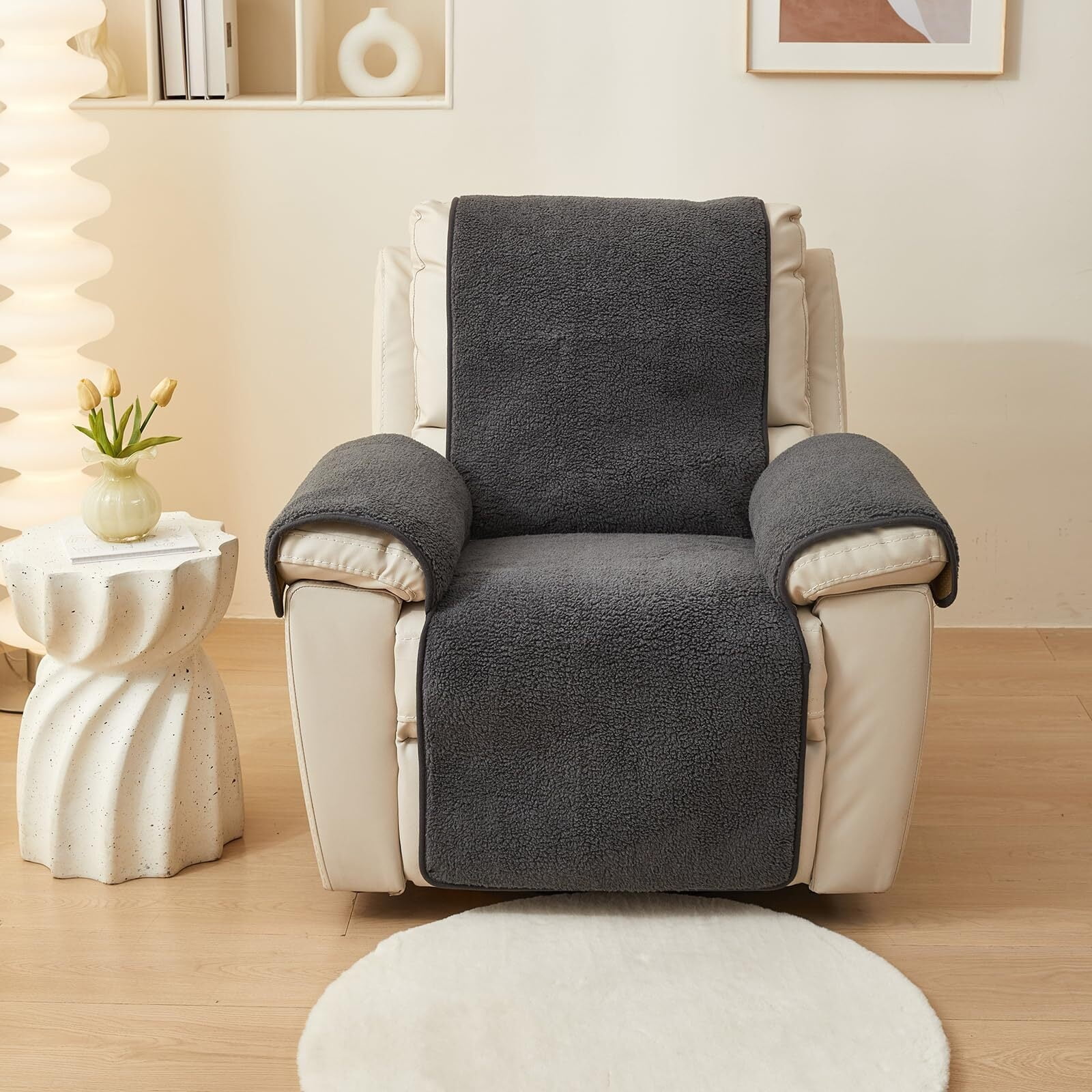Recliner Chair Covers Fleece Soft Warm Sofa Slipcover Furniture Protector Non-Slip Washable Reclining Chair Cover for Kids, Pets
