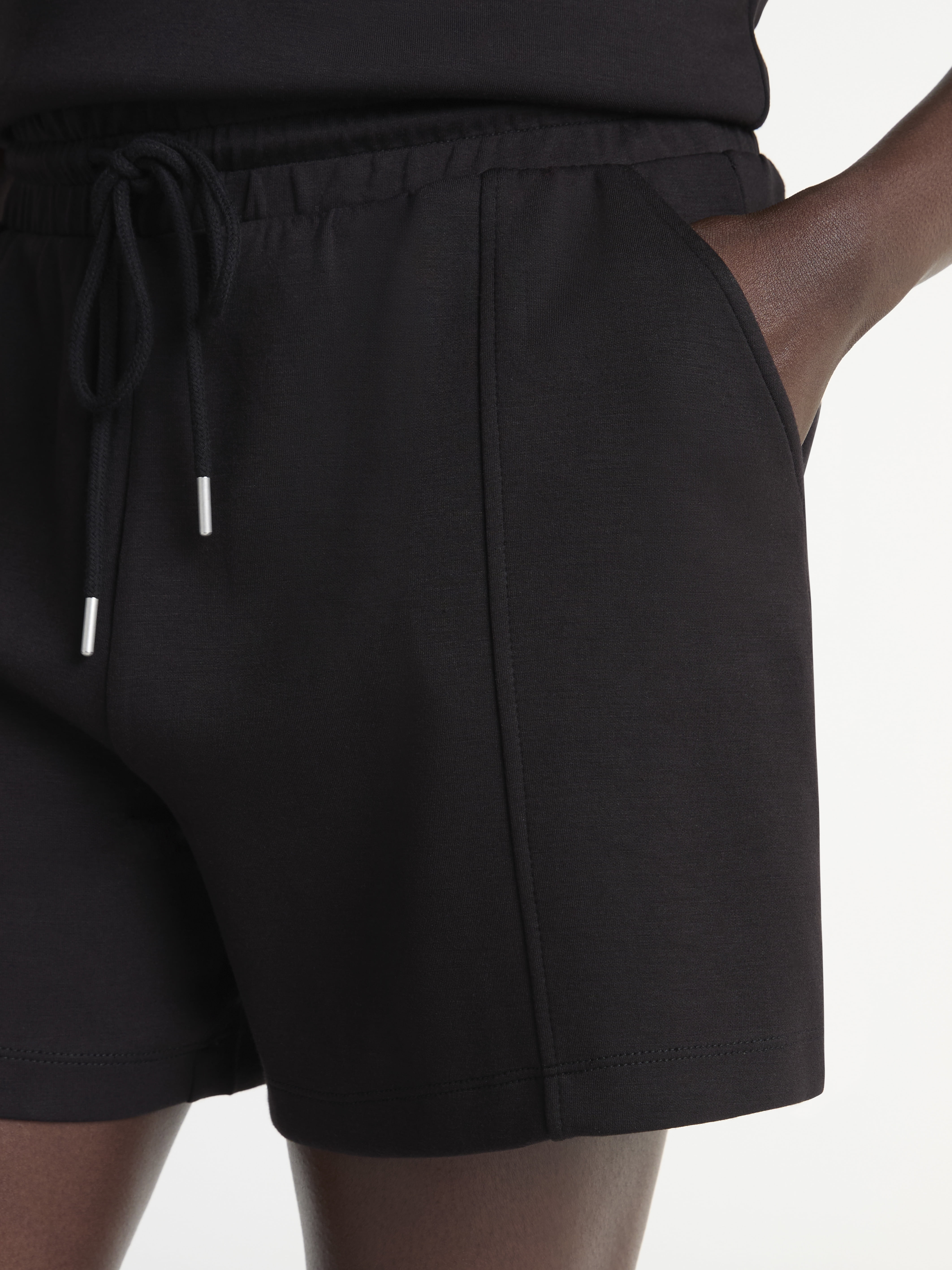 Scoop Women's and Women’s Plus New Scubaknit Seamed Shorts, Sizes XS-4X