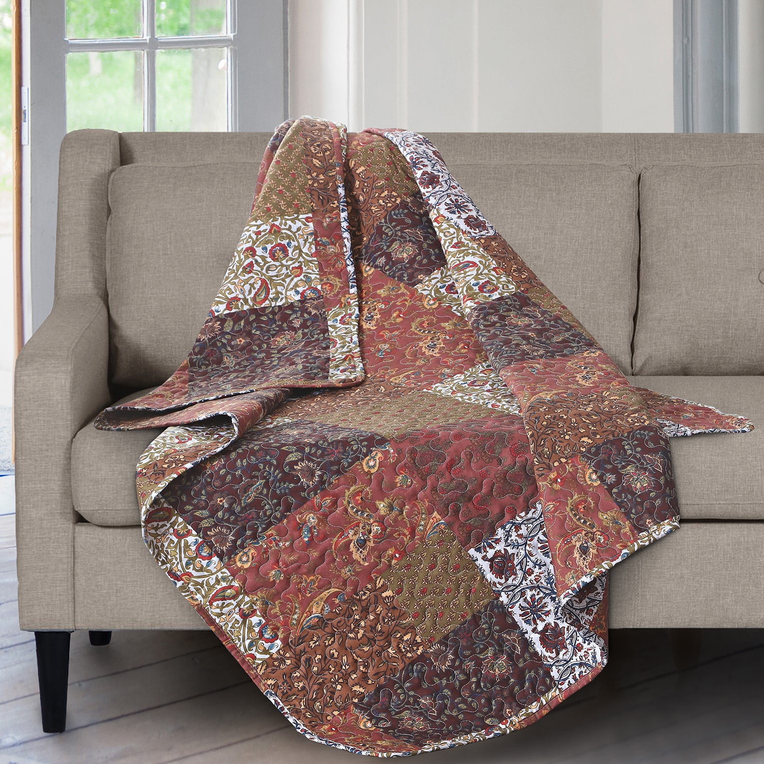 slpr red riches printed quilted throw blanket (50" x 60