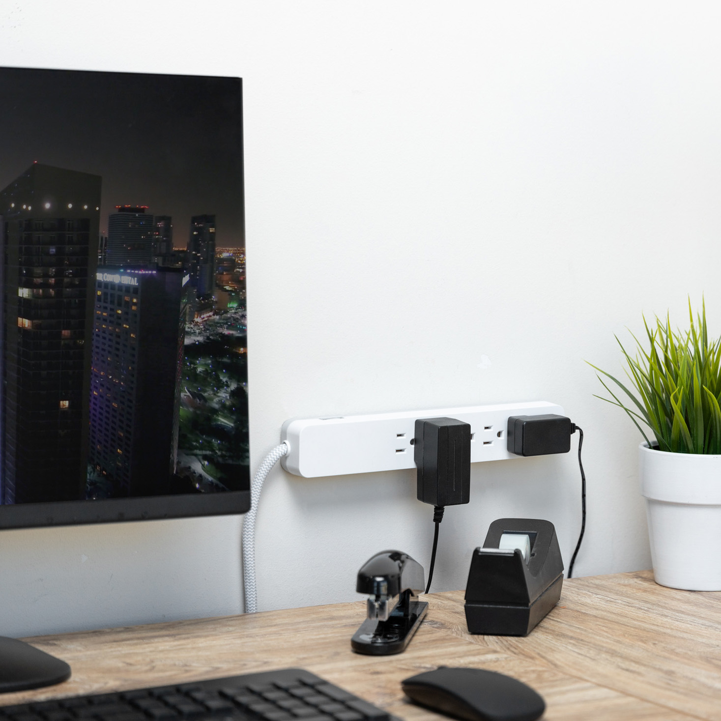 GE 6-Outlet Surge Protector with 2ft Braided Cord photo 6