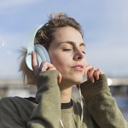 Bluetooth Noise Cancelling Headphones, Personalized Spatial Audio, USB-C Lossless Audio, Apple & Android Compatibility, Up to 40 Hours Battery Life