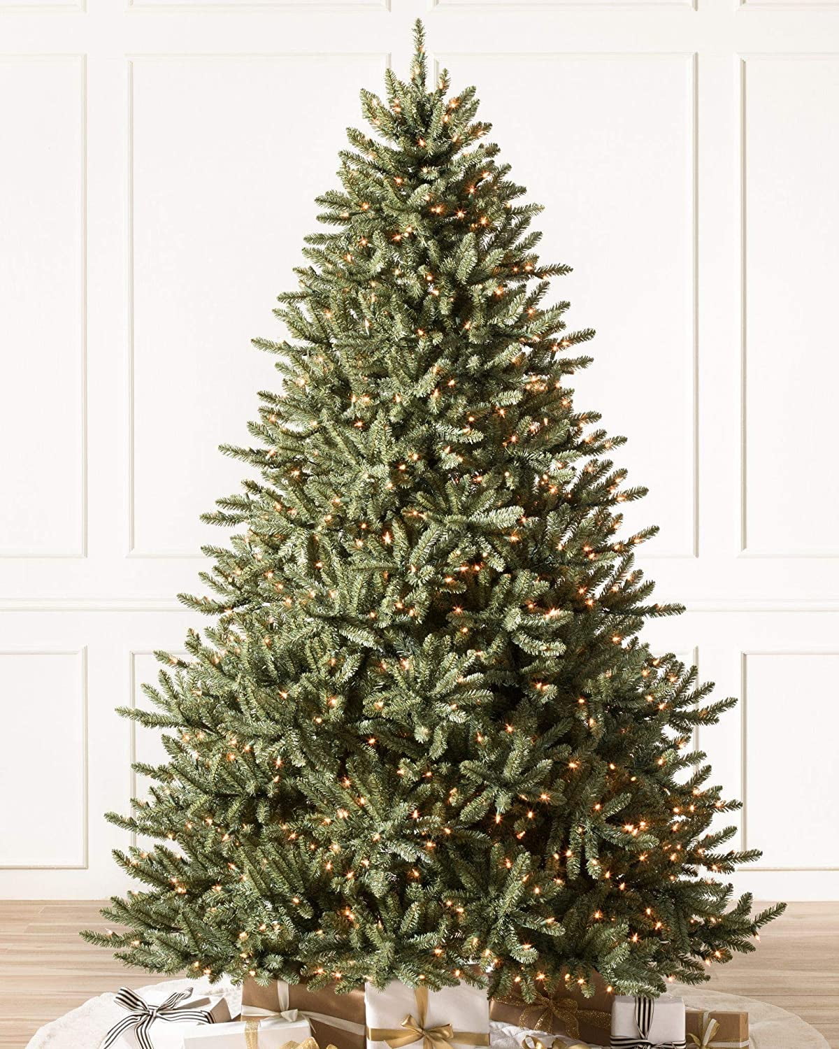 Balsam Hill 6 5ft Premium Pre Lit Artificial Christmas Tree Classic Blue Spruce With Clear Led Lights Storage Bag And Fluffing Gloves Walmart Com Walmart Com