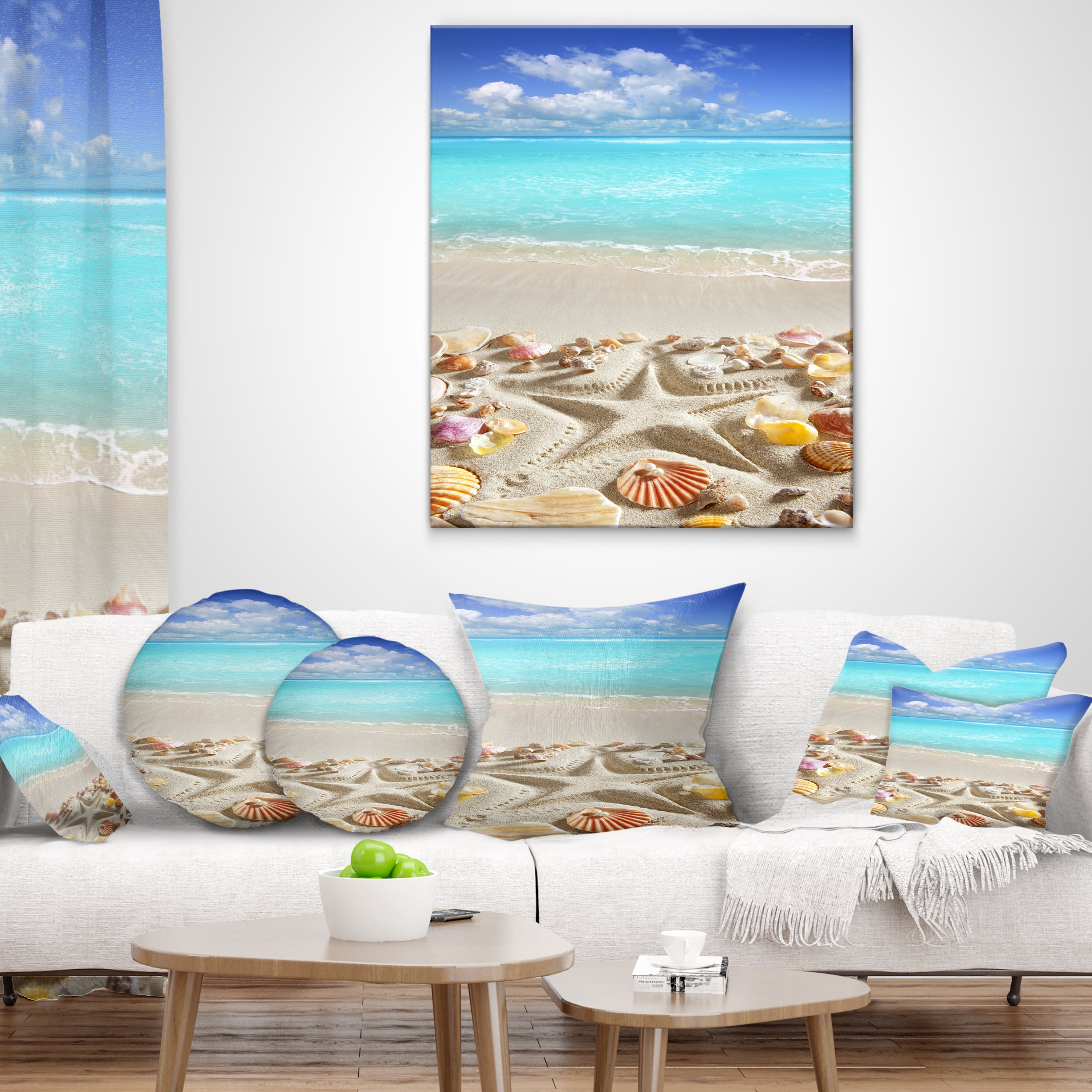 Designart Caribbean Sea Starfish - Beach and Shore Throw Pillow - 18x18