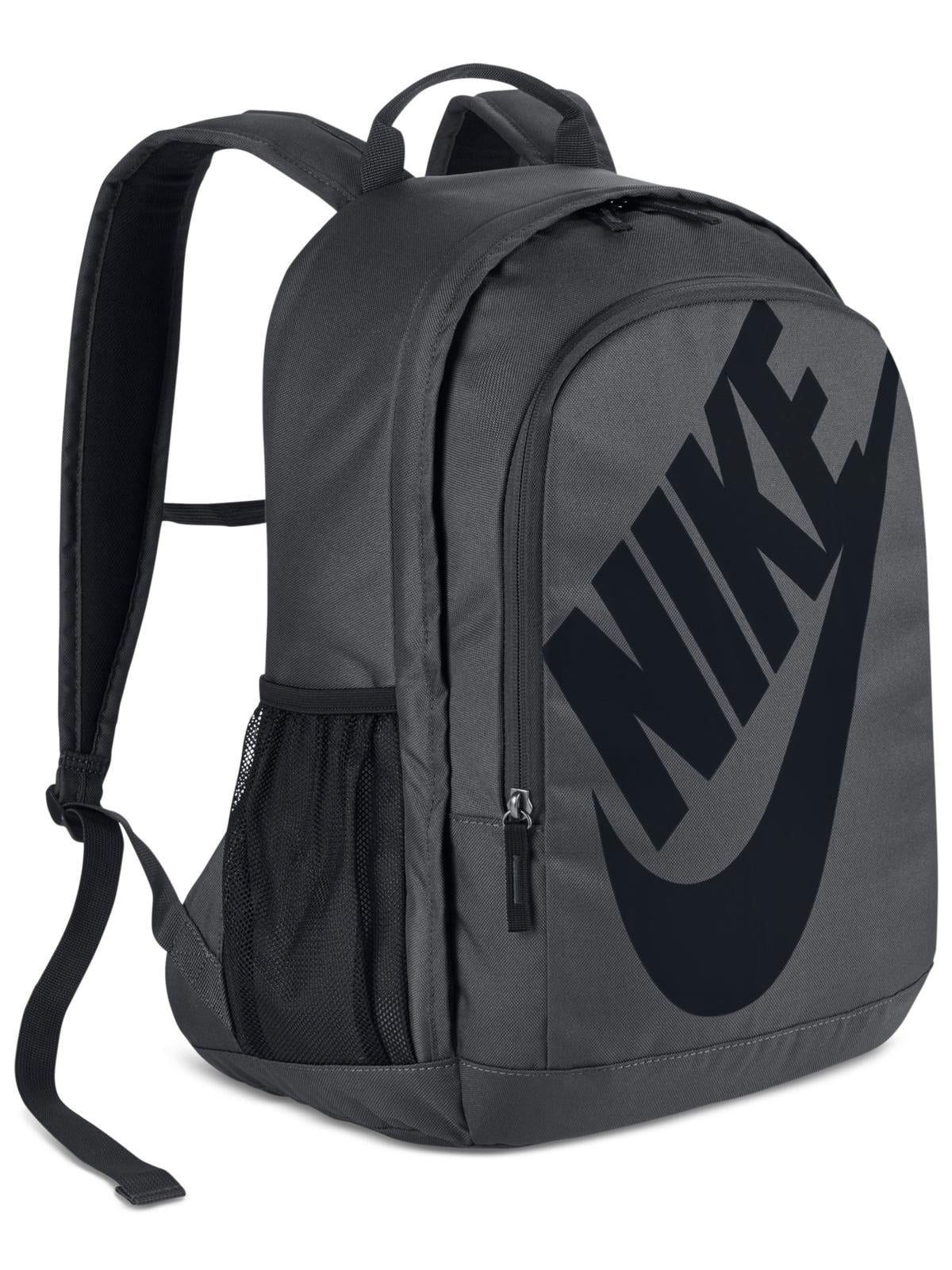 nike black sneakers with white sole