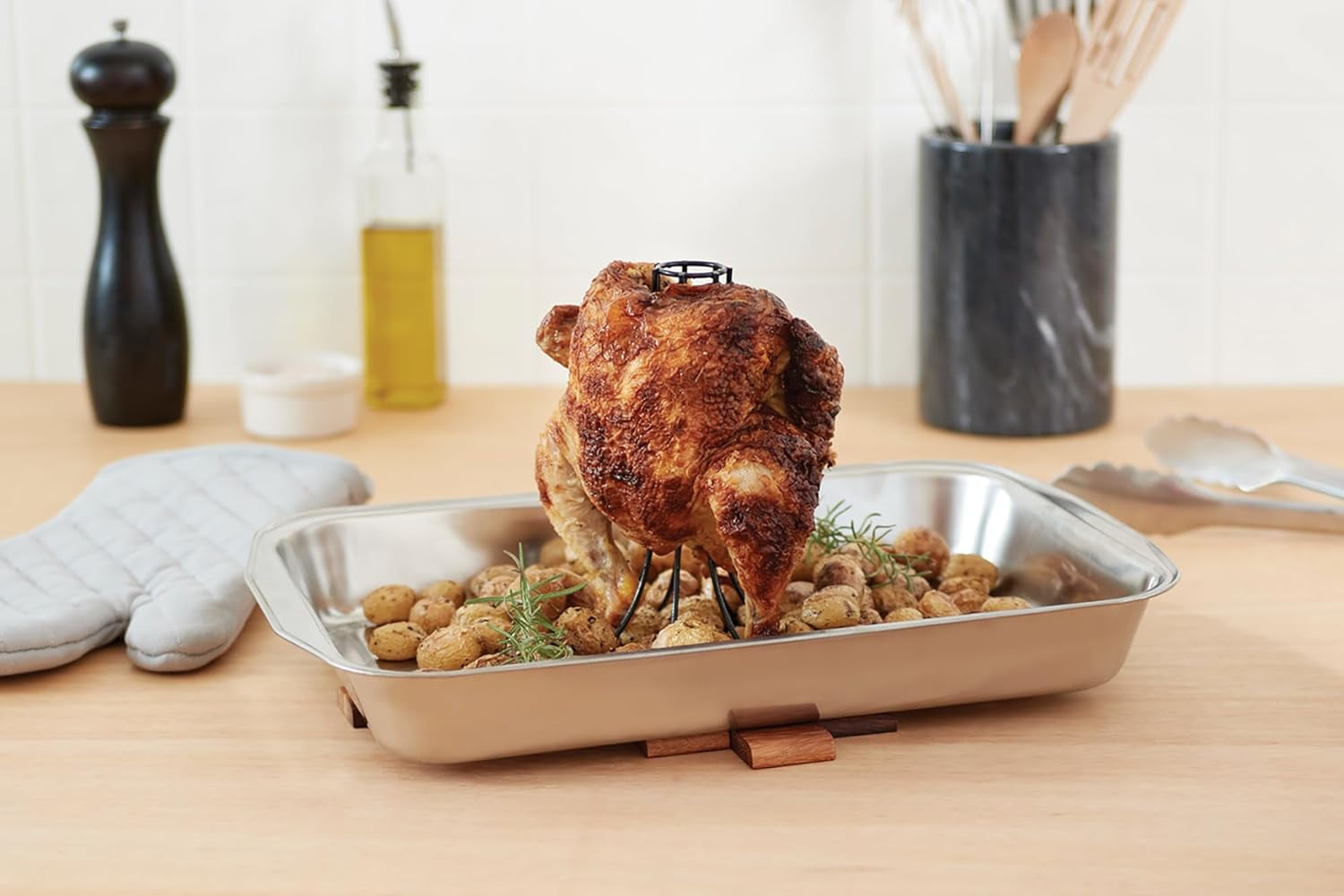 人気商品・限定商品ばかりの「超得 半額福袋」が販売開始 Fox Run Non-Stick Vertical Poultry Roaster - Walmart.com キッチン家電