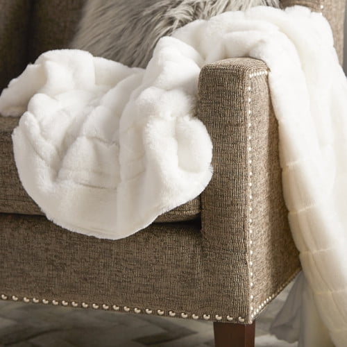 BOON Throw & Blanket Luxury Rabbit Faux Fur Throw