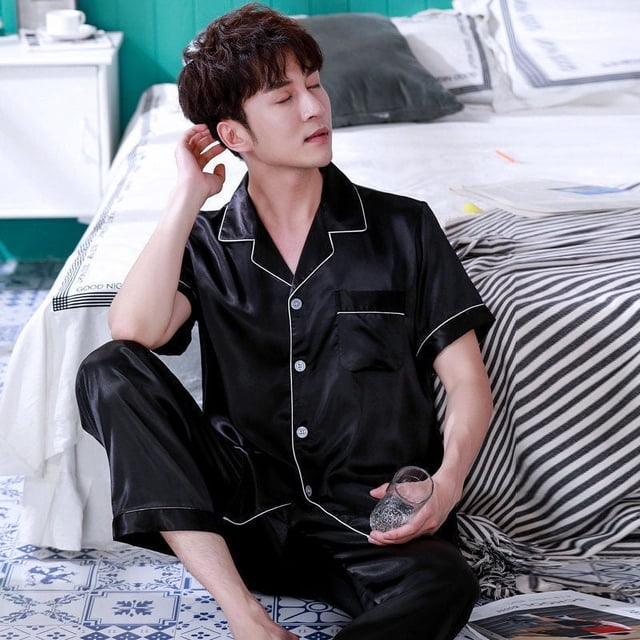 Pijamas de seda de imitación para hombre, pantalones de verano de manga corta, pantalones de hombre para estar en casa, primavera, seda de hielo, dos piezas