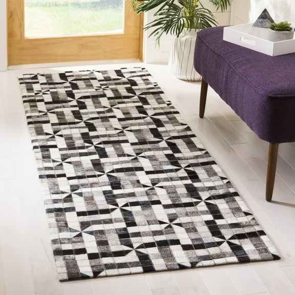 Safavieh Studio Leather Evette Geometric Area Rug or Runner