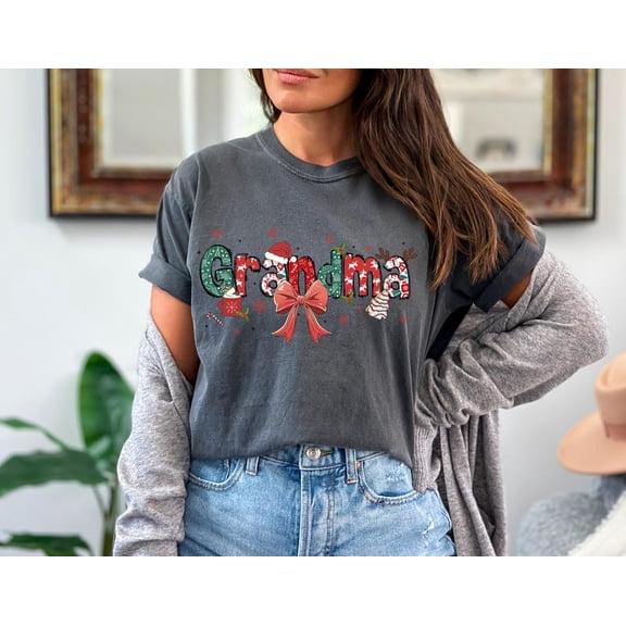 Sam Soft Nana Claus Gift Shirt, Gigi Shirt, Granny Claus Shirt, Grandma Claus Shirt, Family Claus Shirt, New Grandma GiftFull Size S-5XL